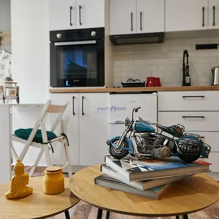 Appartement Charlotte Townhouse à Komotiní Extérieur photo