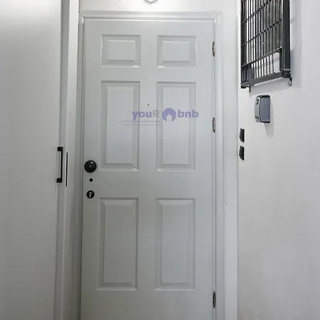 Appartement Charlotte Townhouse à Komotiní Extérieur photo