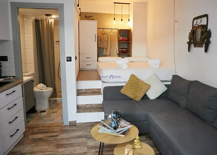 Charlotte Townhouse