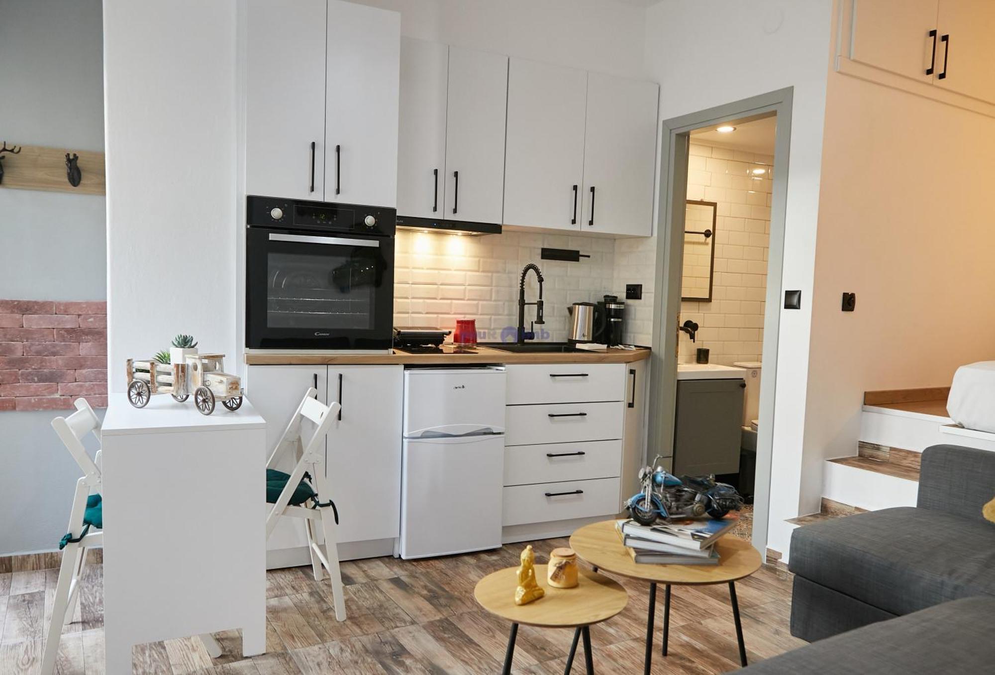 Charlotte Townhouse Komotini